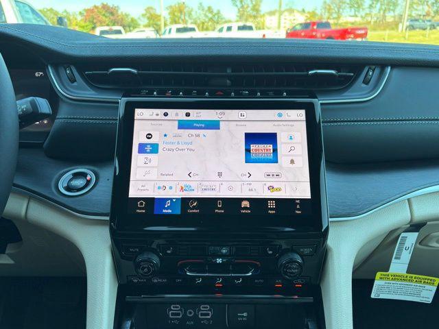 new 2025 Jeep Grand Cherokee car, priced at $36,160