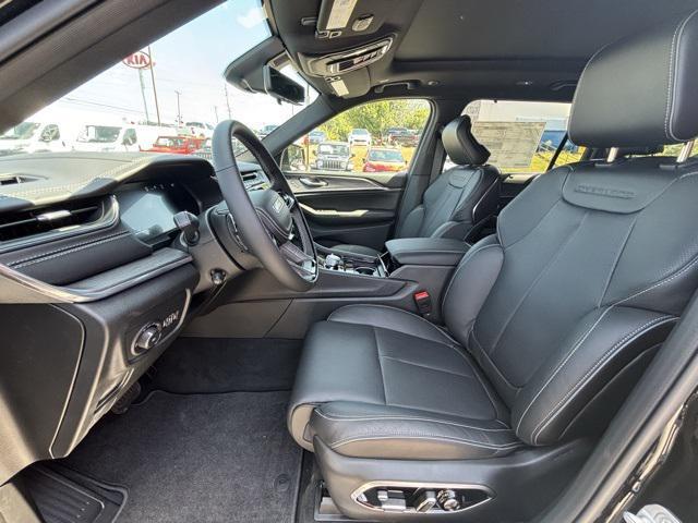 new 2025 Jeep Grand Cherokee L car, priced at $59,904