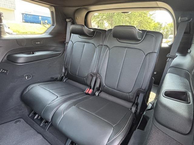 new 2025 Jeep Grand Cherokee L car, priced at $59,904
