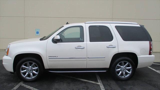 used 2013 GMC Yukon car, priced at $14,995