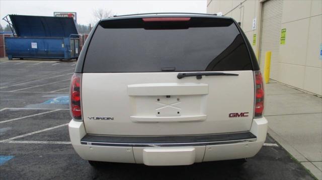 used 2013 GMC Yukon car, priced at $14,995