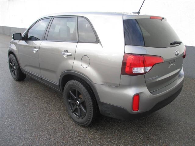 used 2015 Kia Sorento car, priced at $5,995