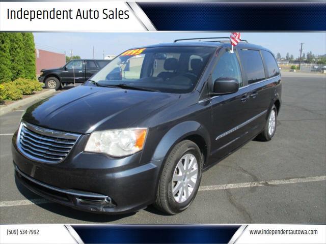 used 2014 Chrysler Town & Country car, priced at $5,995