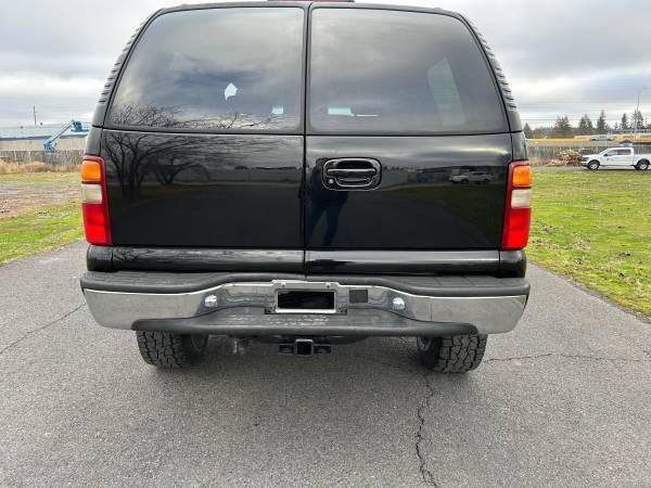 used 2000 Chevrolet Suburban car, priced at $6,995