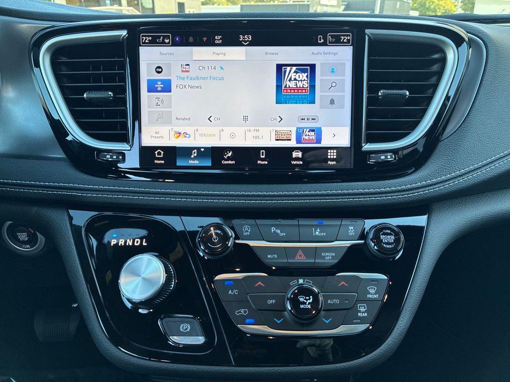 new 2026 Chrysler Pacifica car, priced at $44,472