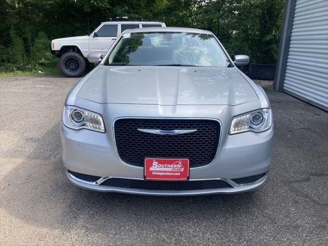 used 2023 Chrysler 300 car, priced at $25,999