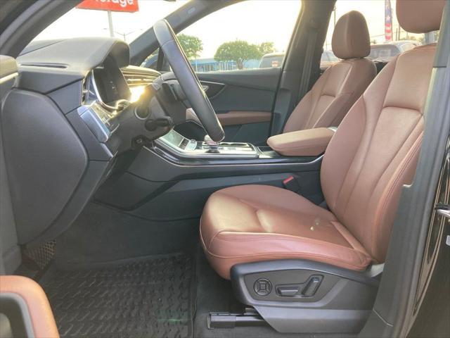 used 2020 Audi Q7 car, priced at $28,600