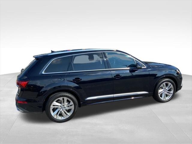 used 2020 Audi Q7 car, priced at $28,600