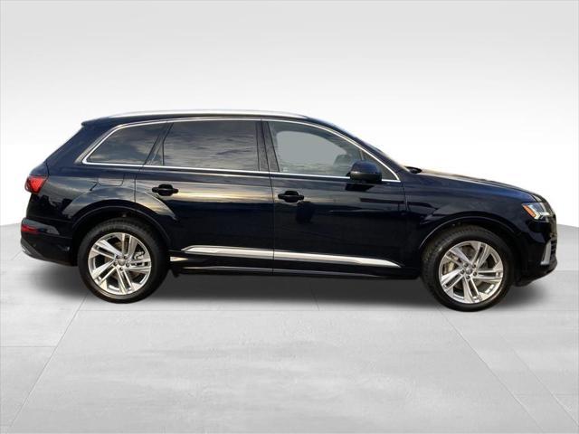 used 2020 Audi Q7 car, priced at $28,600