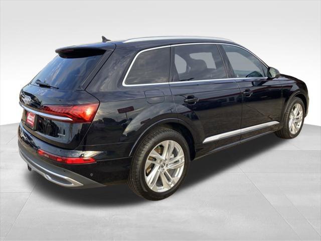 used 2020 Audi Q7 car, priced at $28,600
