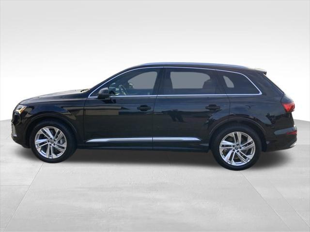 used 2020 Audi Q7 car, priced at $28,600