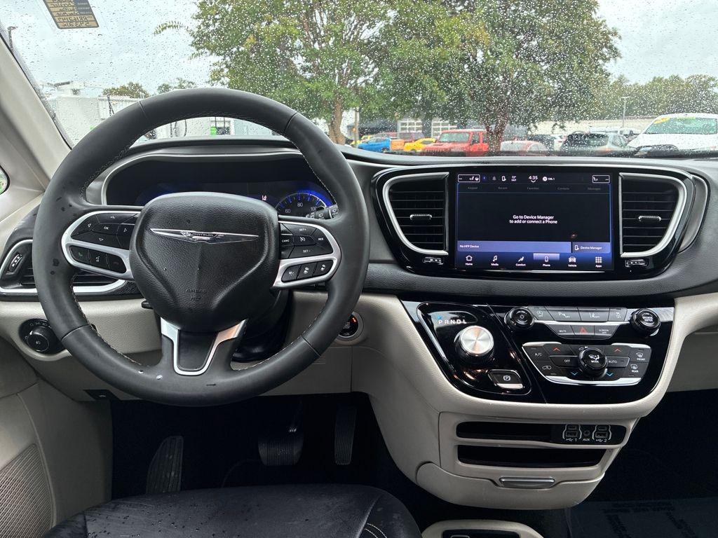 used 2024 Chrysler Pacifica car, priced at $30,700