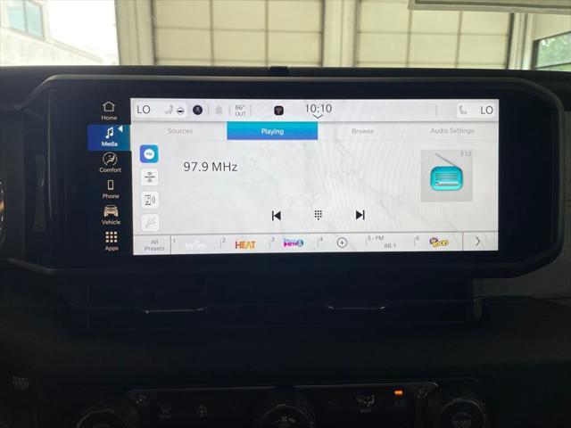 new 2025 Jeep Wrangler car