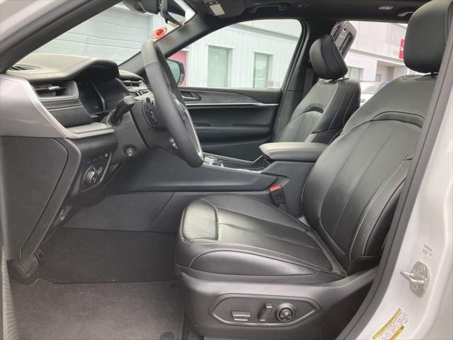 new 2024 Jeep Grand Cherokee 4xe car, priced at $45,572