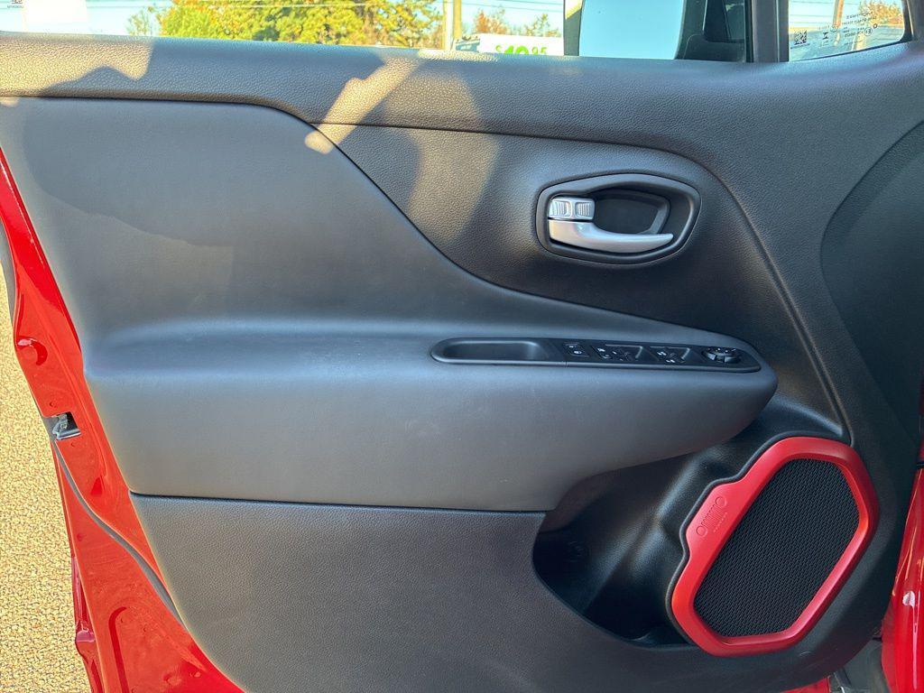 used 2023 Jeep Renegade car, priced at $25,418