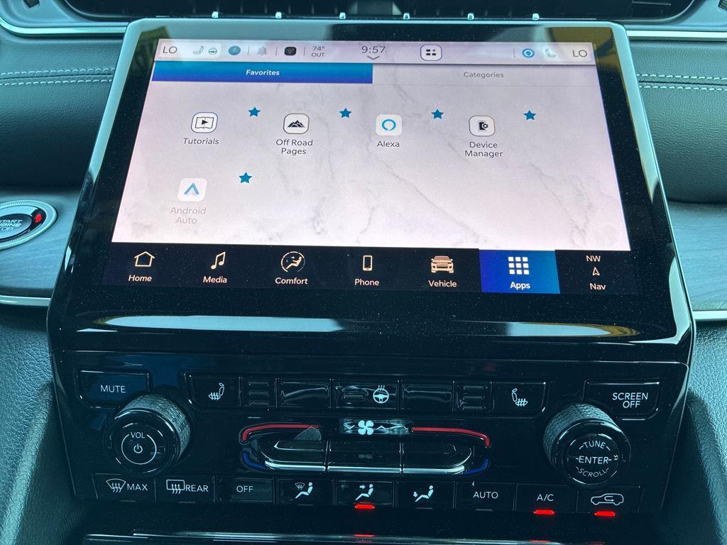 new 2025 Jeep Grand Cherokee car, priced at $40,259