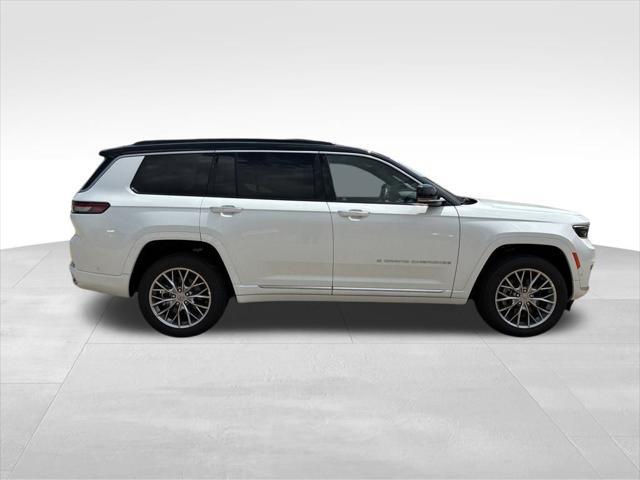 new 2025 Jeep Grand Cherokee L car, priced at $59,098