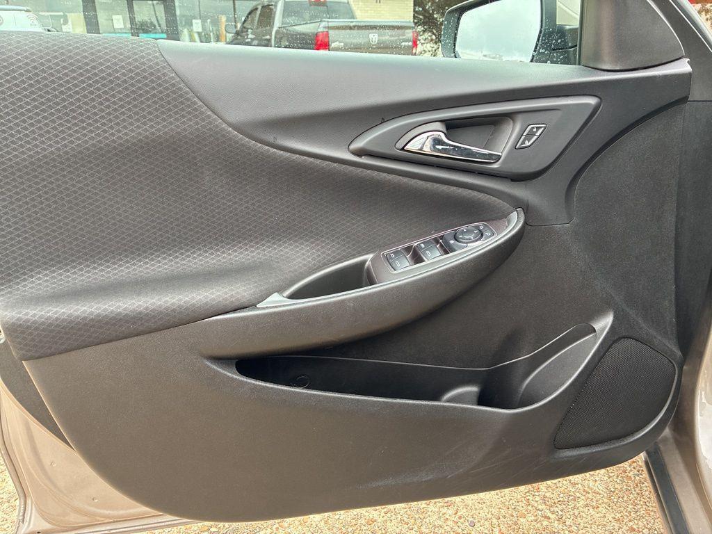 used 2023 Chevrolet Malibu car, priced at $18,600