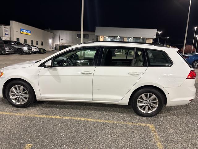 used 2016 Volkswagen Golf SportWagen car, priced at $13,988