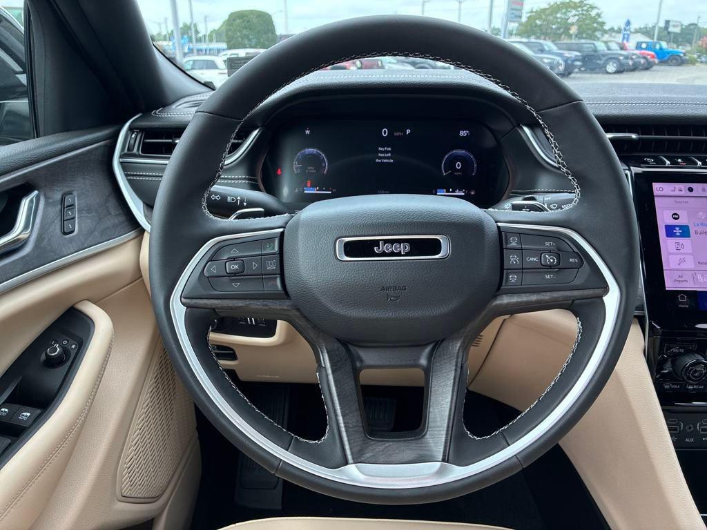 new 2025 Jeep Grand Cherokee L car, priced at $43,951