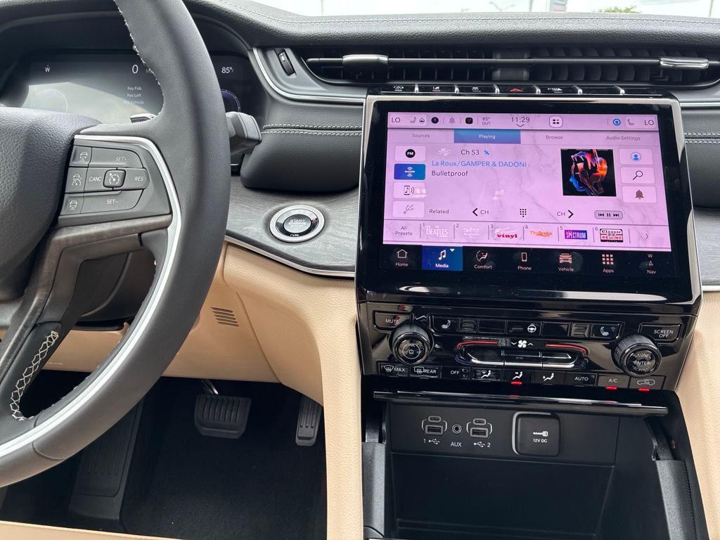 new 2025 Jeep Grand Cherokee L car, priced at $43,951