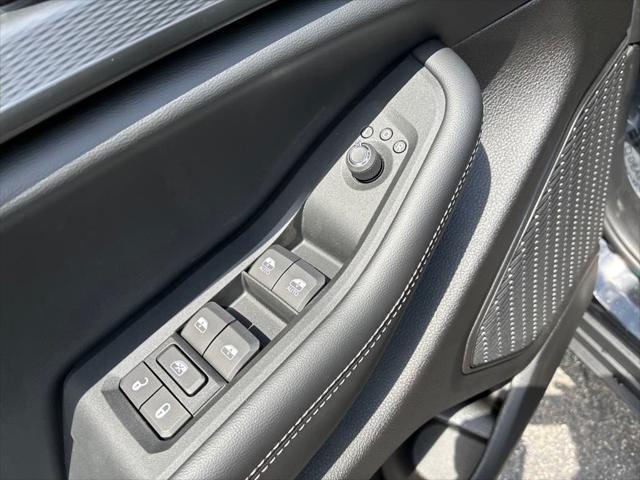 new 2025 Jeep Grand Cherokee car, priced at $37,145