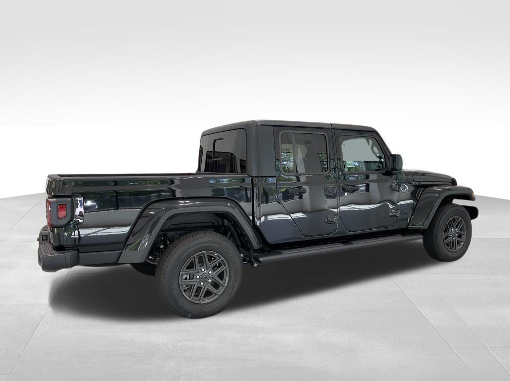 used 2024 Jeep Gladiator car