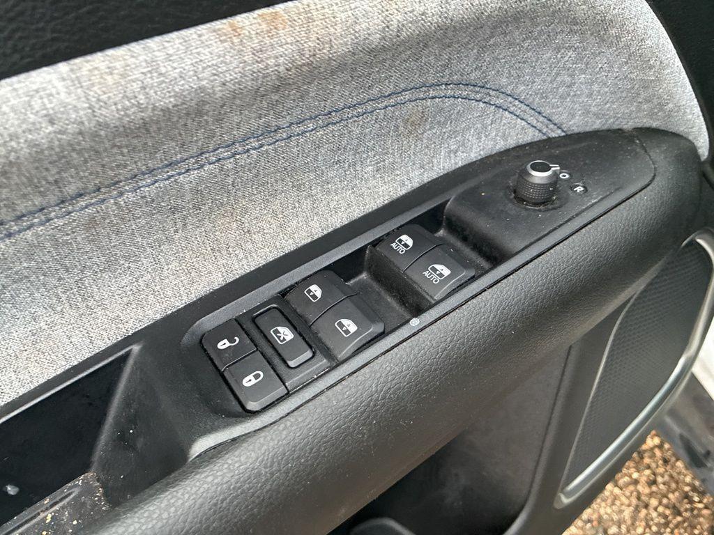 used 2022 Jeep Compass car, priced at $20,400