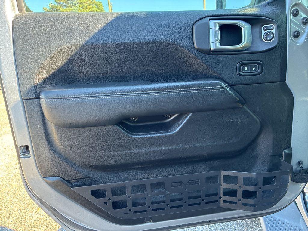 used 2018 Jeep Wrangler Unlimited car, priced at $26,724