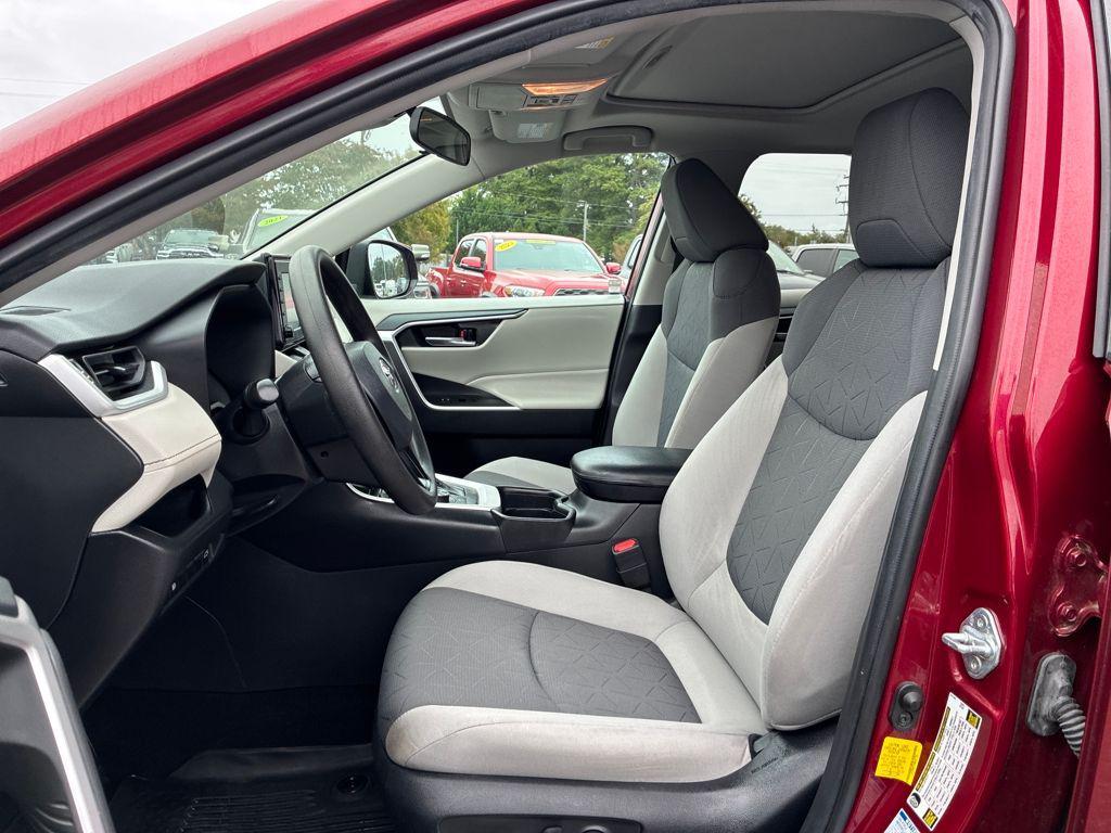 used 2021 Toyota RAV4 Hybrid car, priced at $26,100