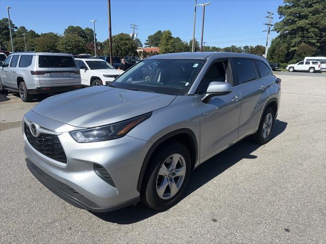 used 2023 Toyota Highlander car, priced at $31,739