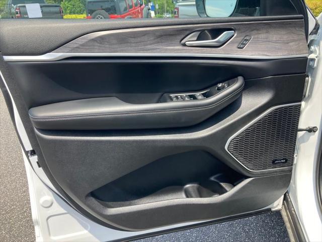 new 2024 Jeep Grand Cherokee 4xe car, priced at $47,164