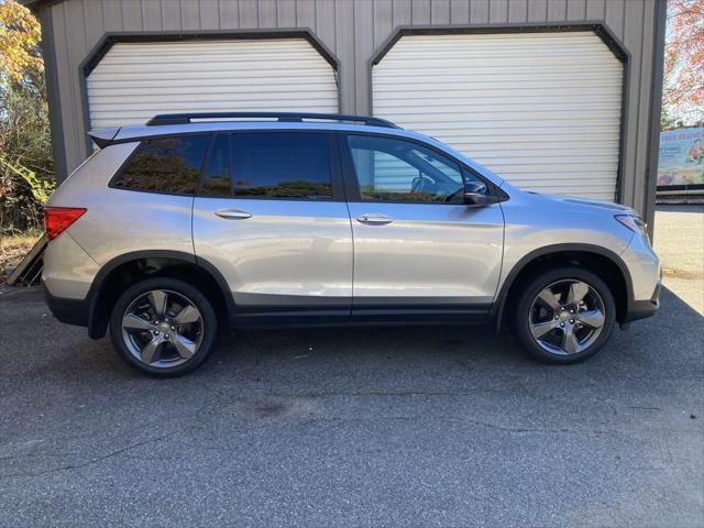 used 2021 Honda Passport car, priced at $28,000