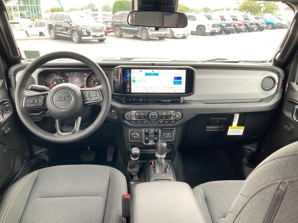 new 2025 Jeep Gladiator car, priced at $44,431