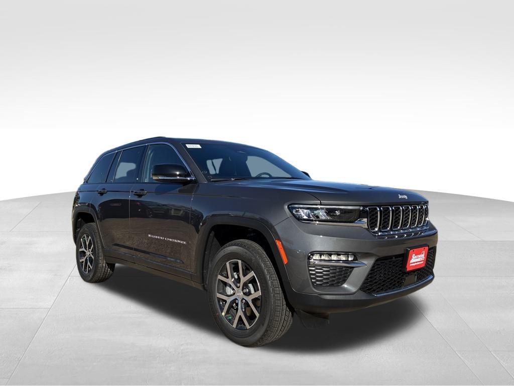 new 2025 Jeep Grand Cherokee car, priced at $43,259