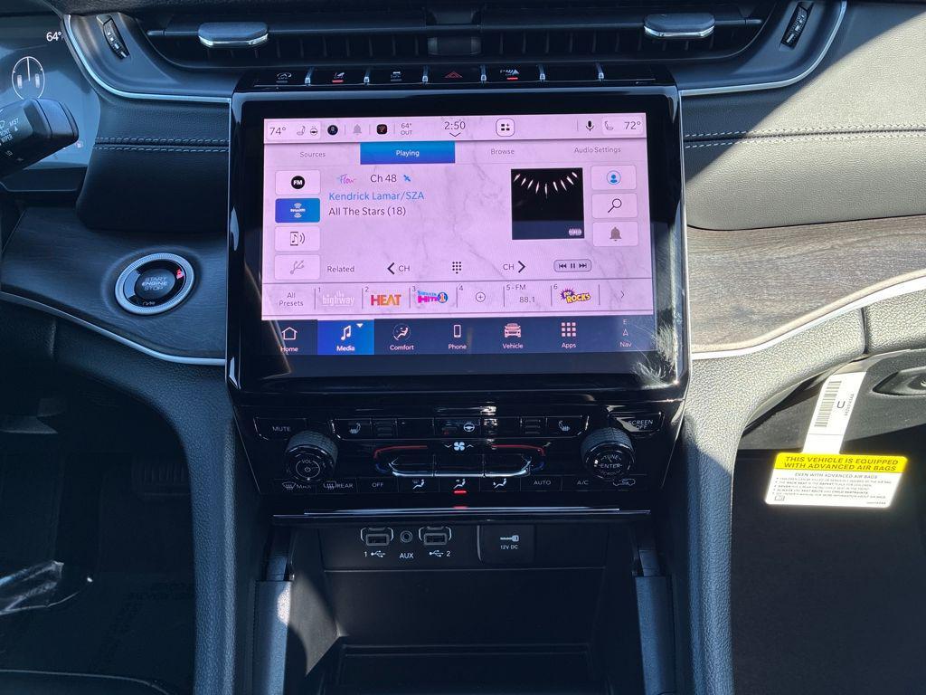 new 2025 Jeep Grand Cherokee car, priced at $43,259