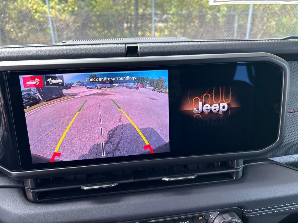 new 2025 Jeep Wrangler car