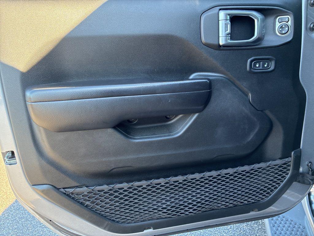 used 2021 Jeep Wrangler Unlimited car, priced at $28,500