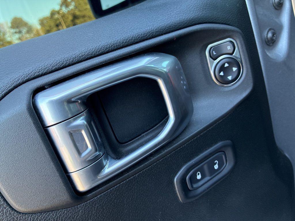 used 2021 Jeep Wrangler Unlimited car, priced at $28,500