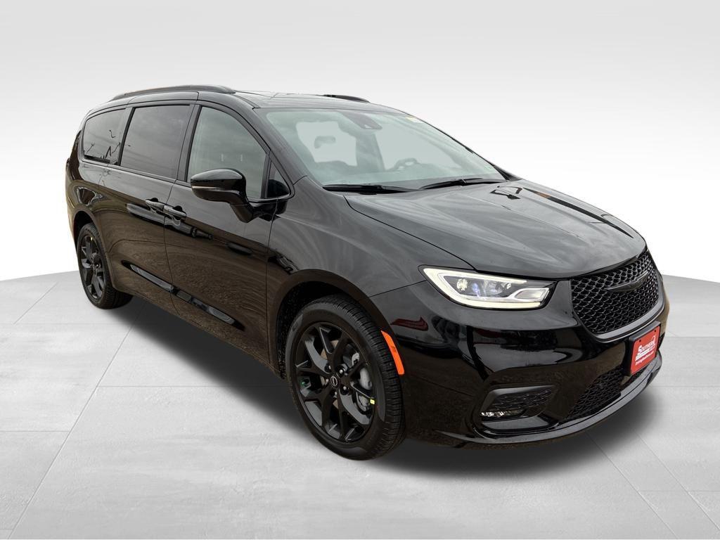 new 2026 Chrysler Pacifica car, priced at $49,417