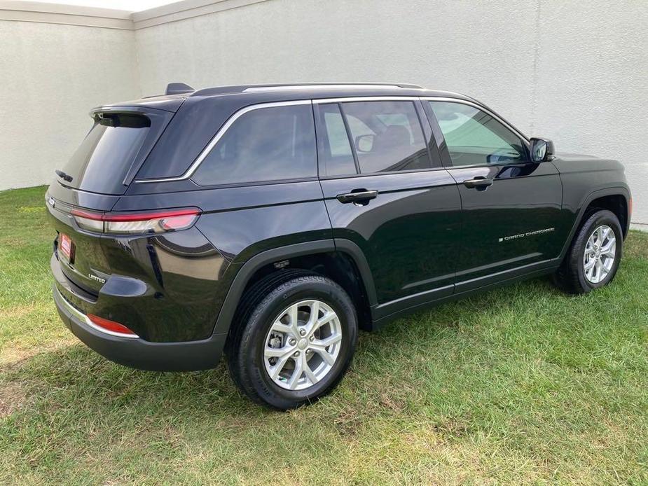 new 2024 Jeep Grand Cherokee car, priced at $41,206