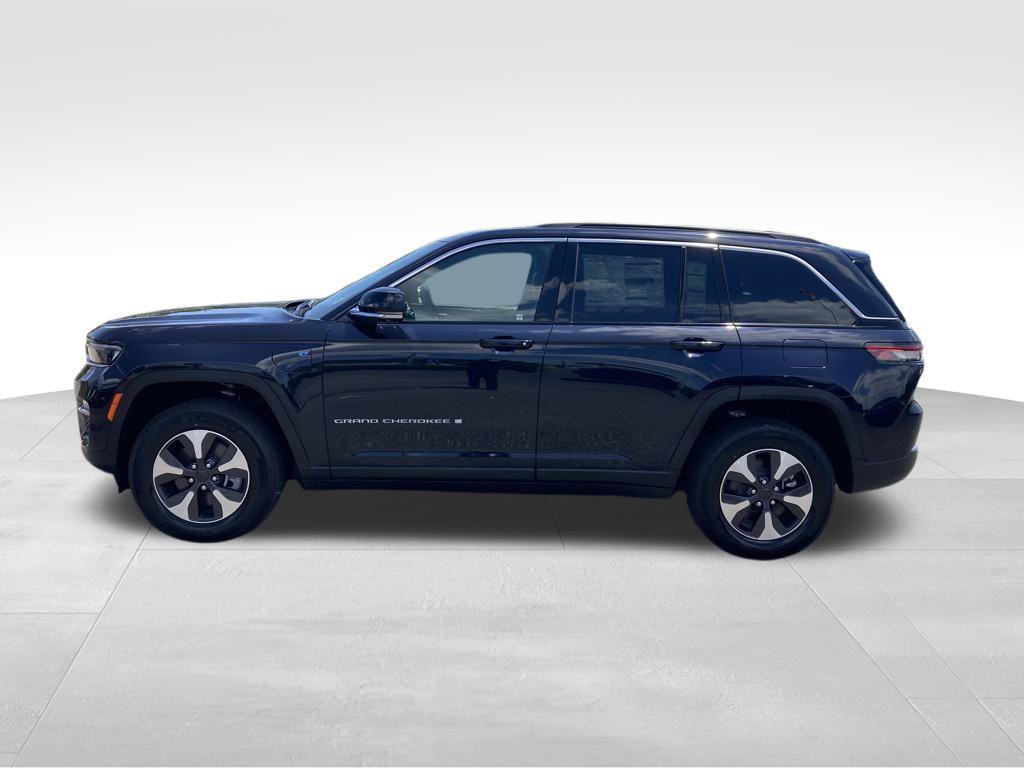 new 2024 Jeep Grand Cherokee 4xe car, priced at $52,144