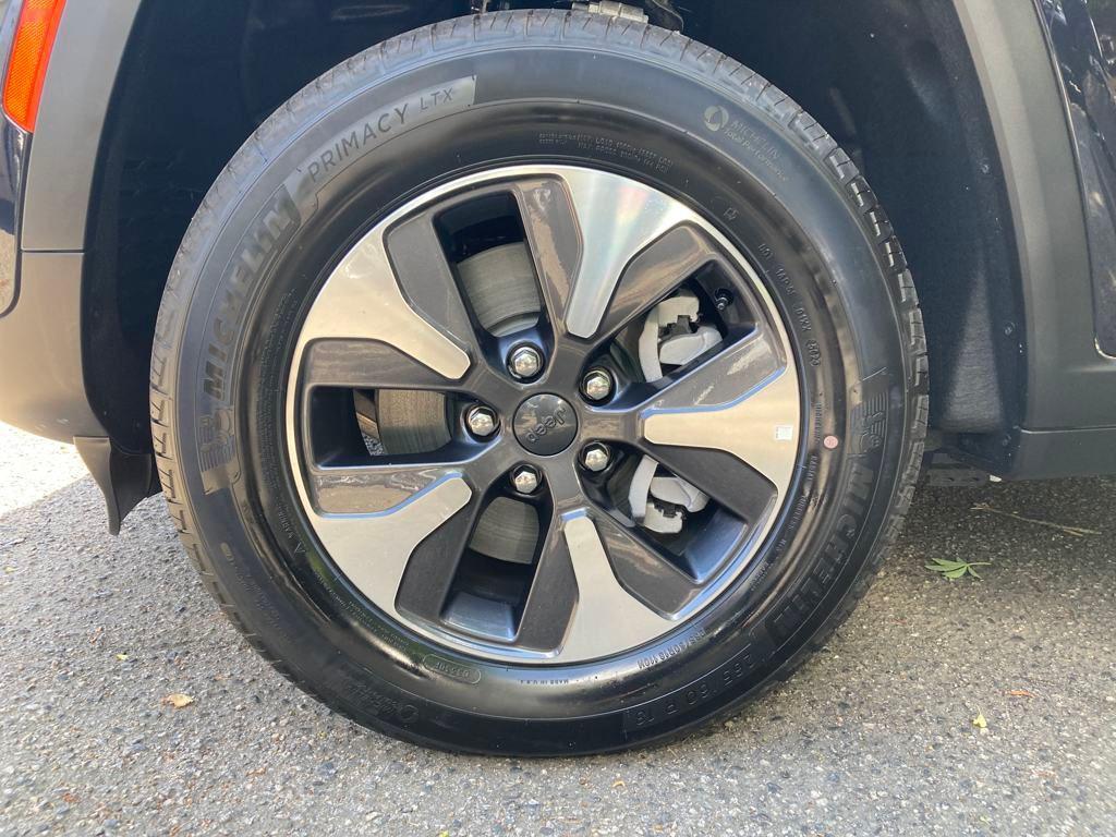 new 2024 Jeep Grand Cherokee 4xe car, priced at $52,144