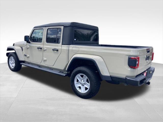 used 2020 Jeep Gladiator car, priced at $28,390