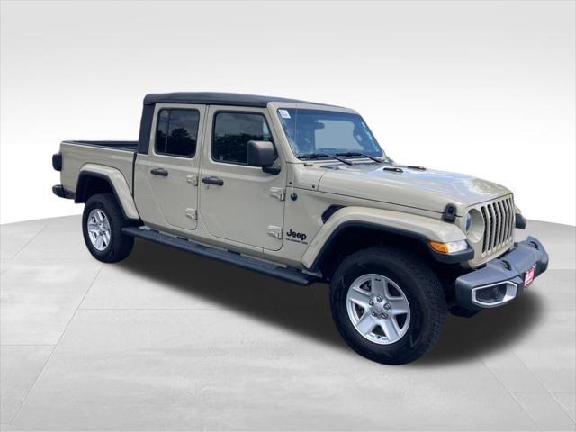 used 2020 Jeep Gladiator car, priced at $28,390