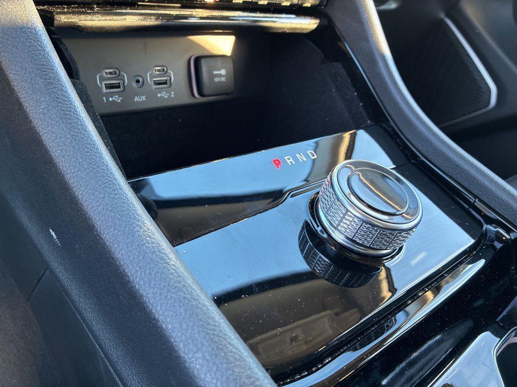 used 2022 Jeep Grand Cherokee car, priced at $32,300