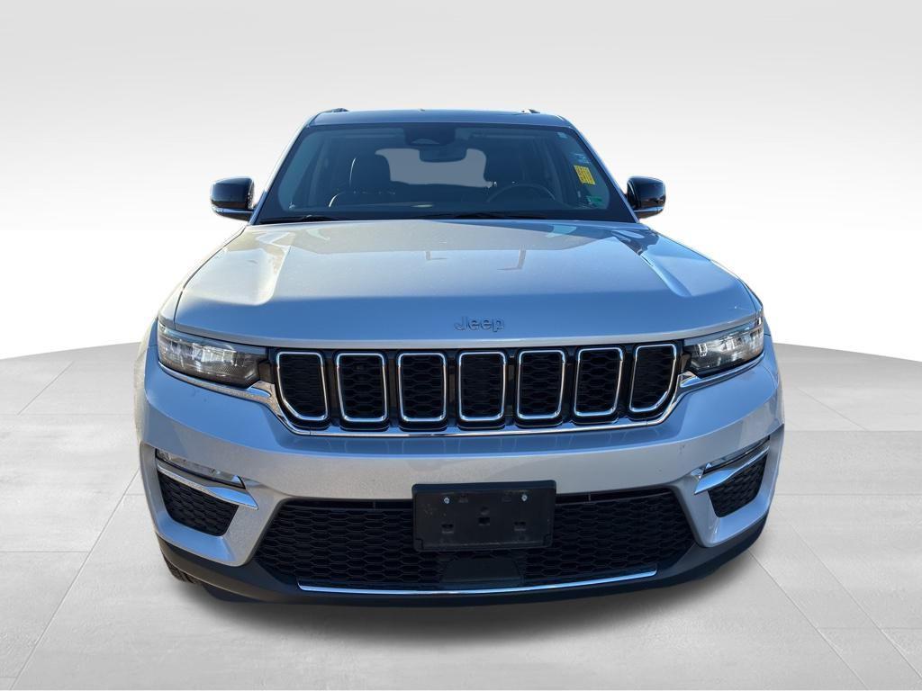 used 2022 Jeep Grand Cherokee car, priced at $32,300