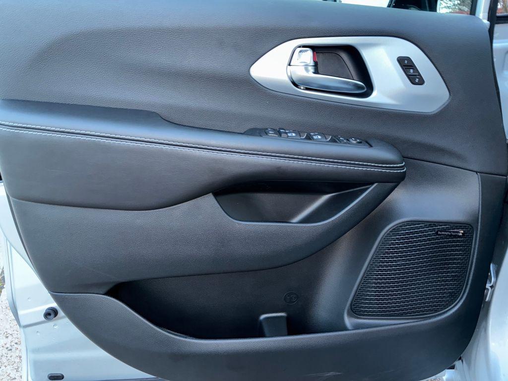 new 2026 Chrysler Pacifica car, priced at $49,298