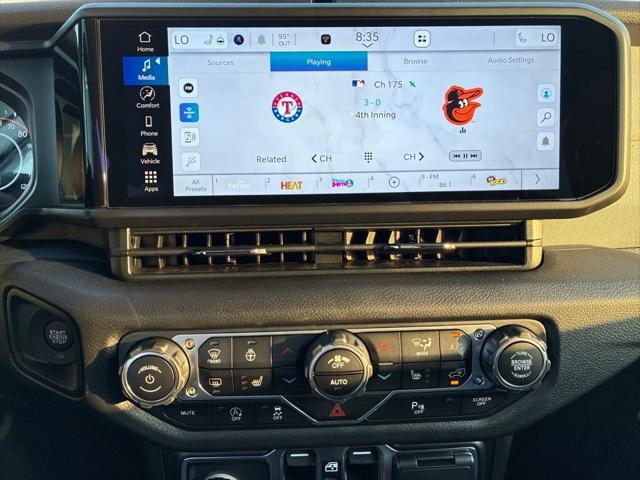 new 2025 Jeep Wrangler car, priced at $45,620