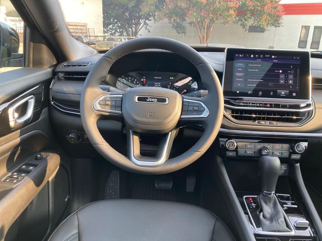 new 2025 Jeep Compass car, priced at $33,109